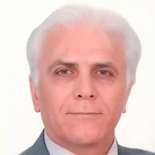 دکتر کمال هادی